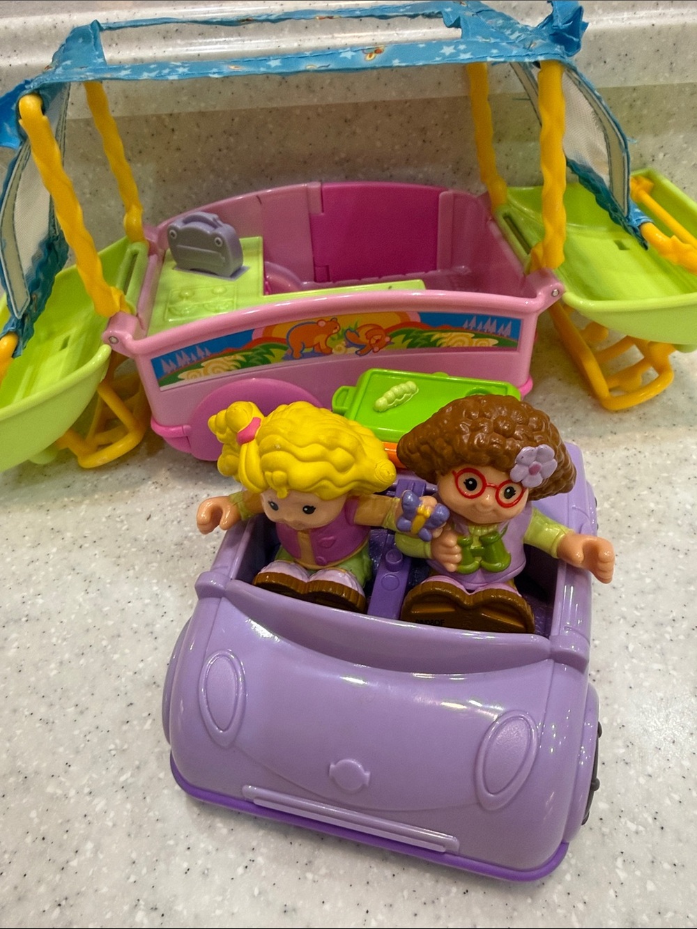 Fisher-Price Little People Camp Adventure Pop-Up Camper 2007